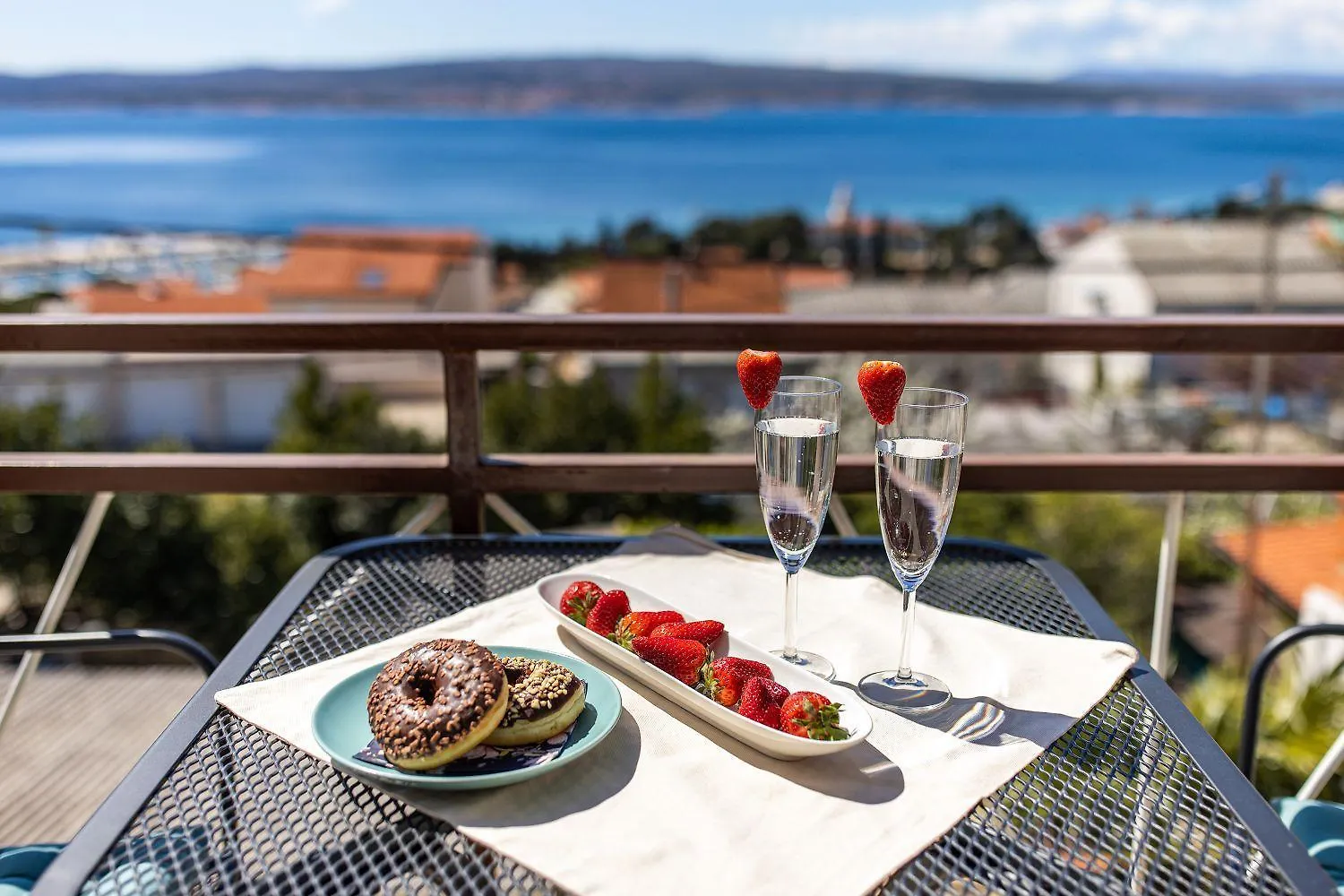 Modernes Apartment Mit Traumhaften Meerblick, Nur 400 Meter Zum Strand Crikvenica 0*,  Croatia